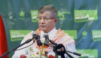 أحمد داود أوغلو رئيس حزب "المستقبل" التركي المعارض