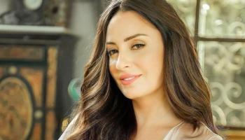 الفنانة نيرمين الفقي