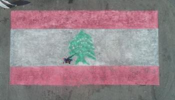 جيوفاني باسيل يرسم علم لبنان