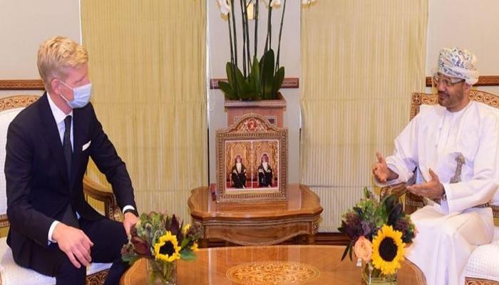 وزير الخارجية العماني بدر بن حمد البوسعيدي والمبعوث الأممي الجديد إلى اليمن هانس جروندبرج