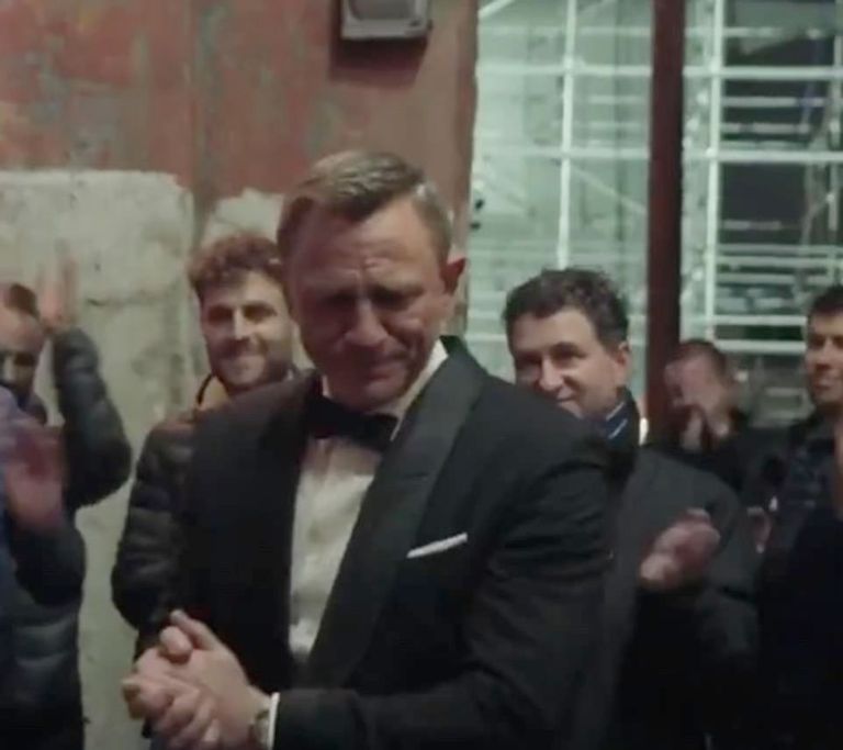 Daniel Craig ağlıyor