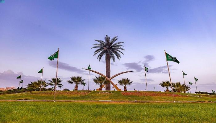 ميادين السعودية تتزين بالأعلام ابتهاجا باليوم الوطني الـ91