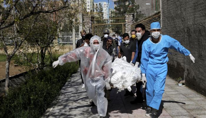 إيران تسجل 284 وفاة جديدة