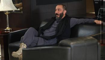 الفنان المصري طارق لطفي في مشهد من مسلسل 