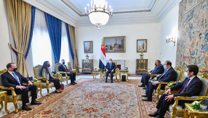 السيسي يستقبل مستشار الأمن القومي الأمريكي