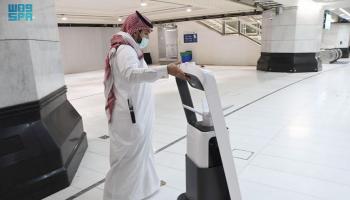 الروبوت يعمل دون تدخل بشري