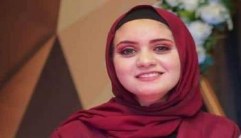 الفتاة المصرية بسنت خالد