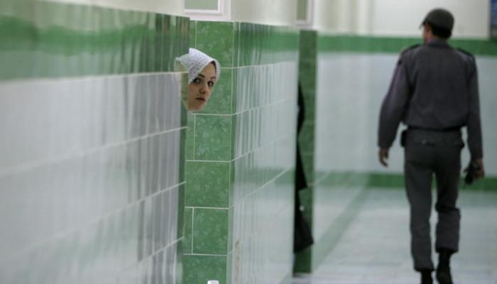 عنصر أمن بسجن إيراني- أرشيفية