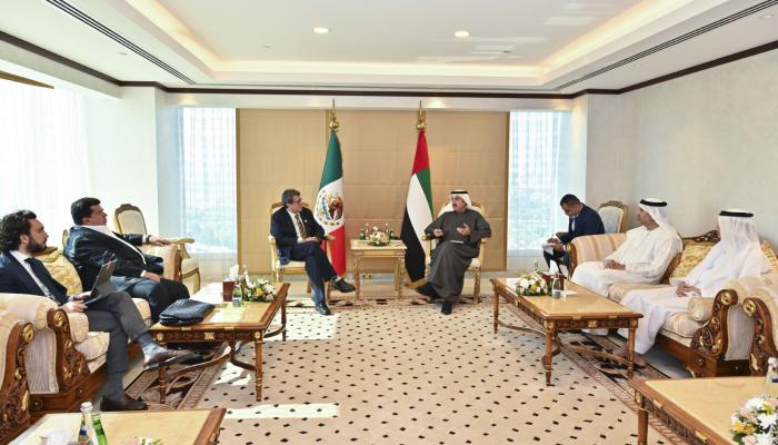 صقر غباش يستقبل عضو مجلس الشيوخ المكسيكي