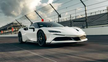 طراز Ferrari SF90 Stradale