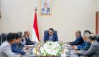 انفراجة اقتصادية وتحسن أسعار الصرف.. رسالة مهمة من رئيس وزراء اليمن