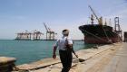 ميناء الحديدة.. منفذ الحوثي وإيران لتهريب السلاح إلى اليمن