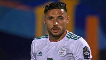 يوسف بلايلي مهاجم منتخب الجزائر