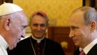 Ukraine: le pape "supplie" Poutine d'arrêter "la spirale de violence", "déplore" les annexions