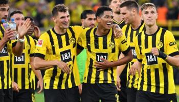 جود بيلينجهام لاعب بروسيا دورتموند 
