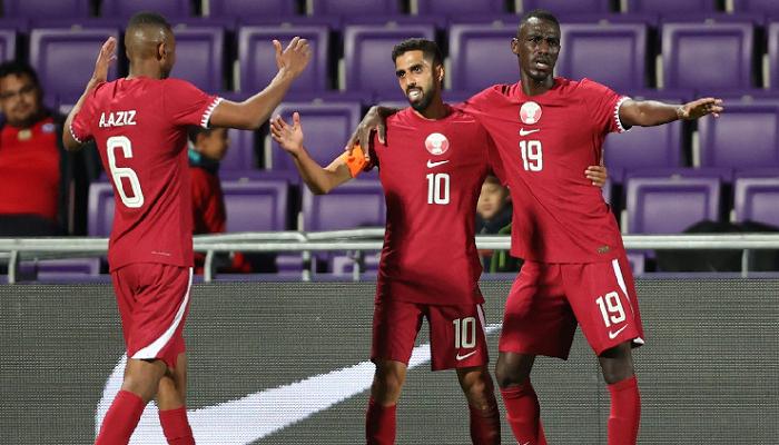 بدأ منتخب قطر الوطني لكرة القدم معسكره في إسبانيا