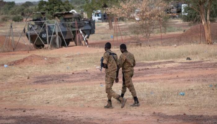 a France envoie des gendarmes en renfort pour protéger ses ressortissants au Burkina Faso 