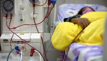 فتاة تخضع لعلاج من مشكلة في الكلى - أرشيفية