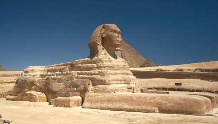 Pourquoi la plupart des statues de l’Égypte antique ont-elles le nez cassé ?
