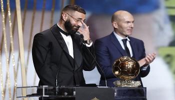 كريم بنزيما الفائز بجائزة الكرة الذهبية
