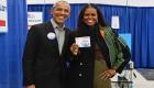 الانتخابات الأمريكية.. باراك أوباما وزوجته يشجعان الناخبين