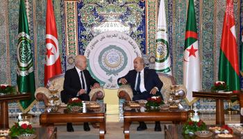 Le président algérien Tebboune reçoit son homologue tunisien Kais Saied
