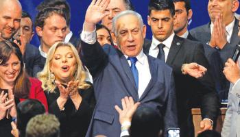 Législatives en Israël : le parti de Netanyahu en tête, Yaïr Lapid attend la fin du décompte
