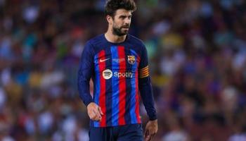 جيرارد بيكيه مدافع برشلونة