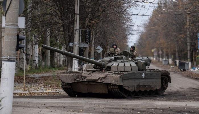Guerre en Ukraine: Vers une grande bataille à Kherson