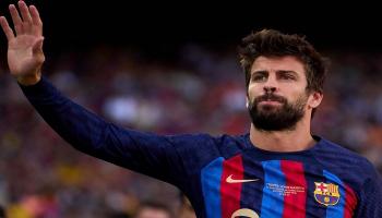 جيرارد بيكيه مدافع برشلونة