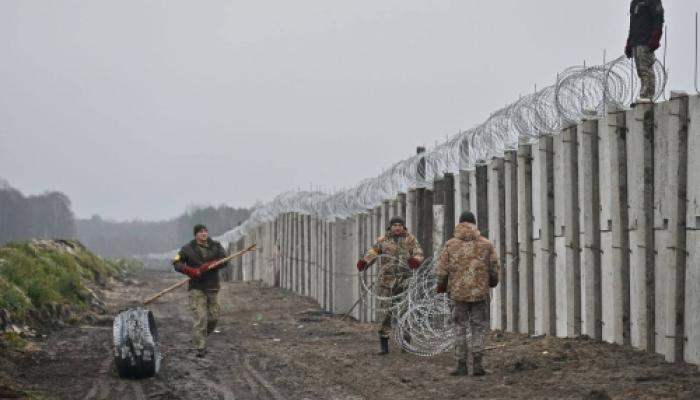 L'Ukraine entame le processus de construction d'un grand mur qui la sépare de la Biélorussie ! 