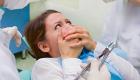 كيف تؤثر صحتك النفسية على أسنانك؟ طبيب يكشف المخاطر