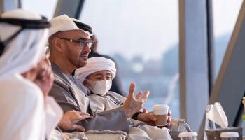 الشيخ محمد بن زايد آل نهيان رئيس دولة الإمارات في سباق أبوظبي