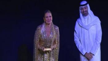 تكريم النجمة يسرا في مهرجان البحر الأحمر السينمائي