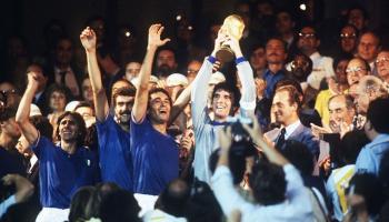 منتخب إيطاليا بطل كأس العالم 1982