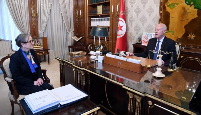 Le président Kaïs Saïed avec la cheffe du gouvernement, Najla Bouden.