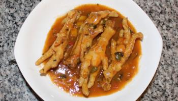 أرجل فراخ مطبوخة - أرشيفية