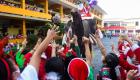 فیل‌ها در تایلند بابانوئل شدند! (+تصاویر)