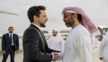 الشيخ طحنون بن زايد آل نهيان خلال استقبال ولي عهد الأردن