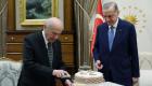 Erdoğan ve Bahçeli birlikte pasta kesti