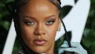 Ünlü şarkıcı Rihanna hamile olduğunu duyurdu