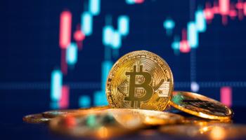 بيتكوين فوق 40 ألف دولار