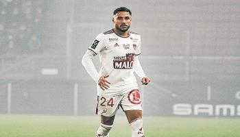يوسف بلايلي لاعب بريست الفرنسي