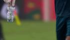فيديو.. الكشف عن سر "زجاجة الانتصار" لأبوجبل في كأس أمم أفريقيا