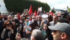 Tunisie: Des manifestants crient leur colère contre le leader des frères musulmans