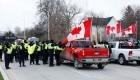 Au Canada, les manifestants du pont Ambassador expulsés par la police