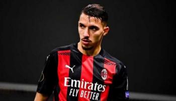 إسماعيل بن ناصر لاعب وسط ميلان