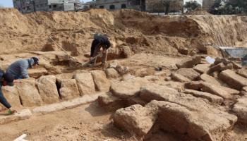 اكتشاف مقبرة رومانية عمرها 2000 عام في غزة