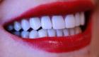 دستور شگفت‌انگیز طب هندی برای سفید کردن دندان
