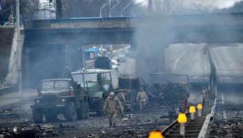 آثار المعارك في أوكرانيا - أ.ف.ب